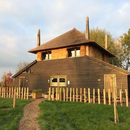 De Steltenberg In De Betuwe Zoelen Esterno foto