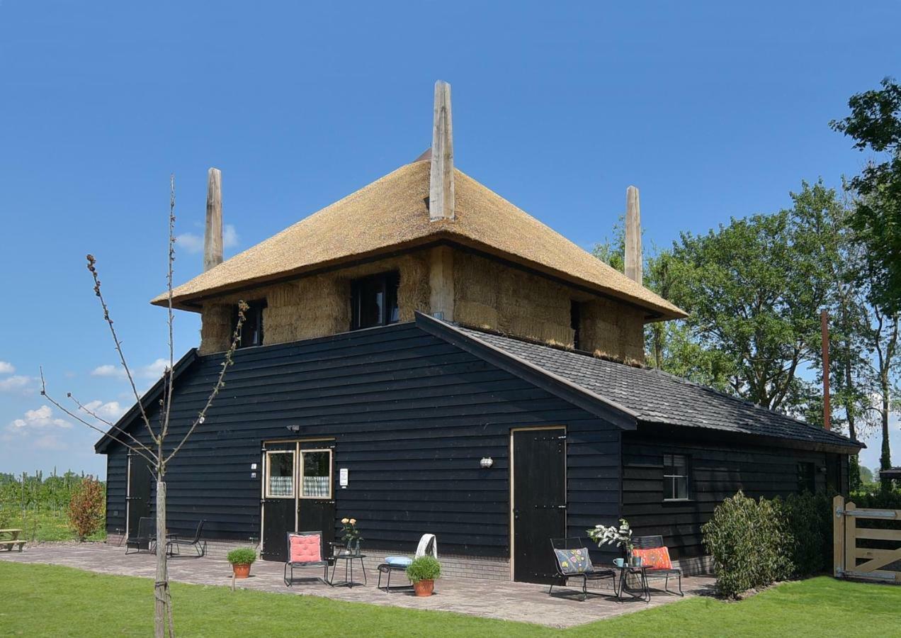 De Steltenberg In De Betuwe Zoelen Esterno foto